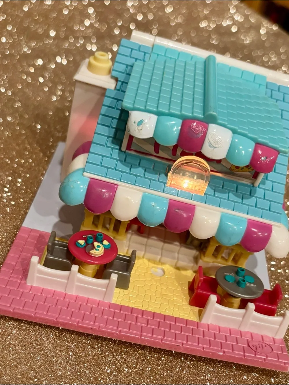 Vtg 1993 BlueBird Polly Pocket~ Polly’s Pizza Place Light Up Pollyville Playset